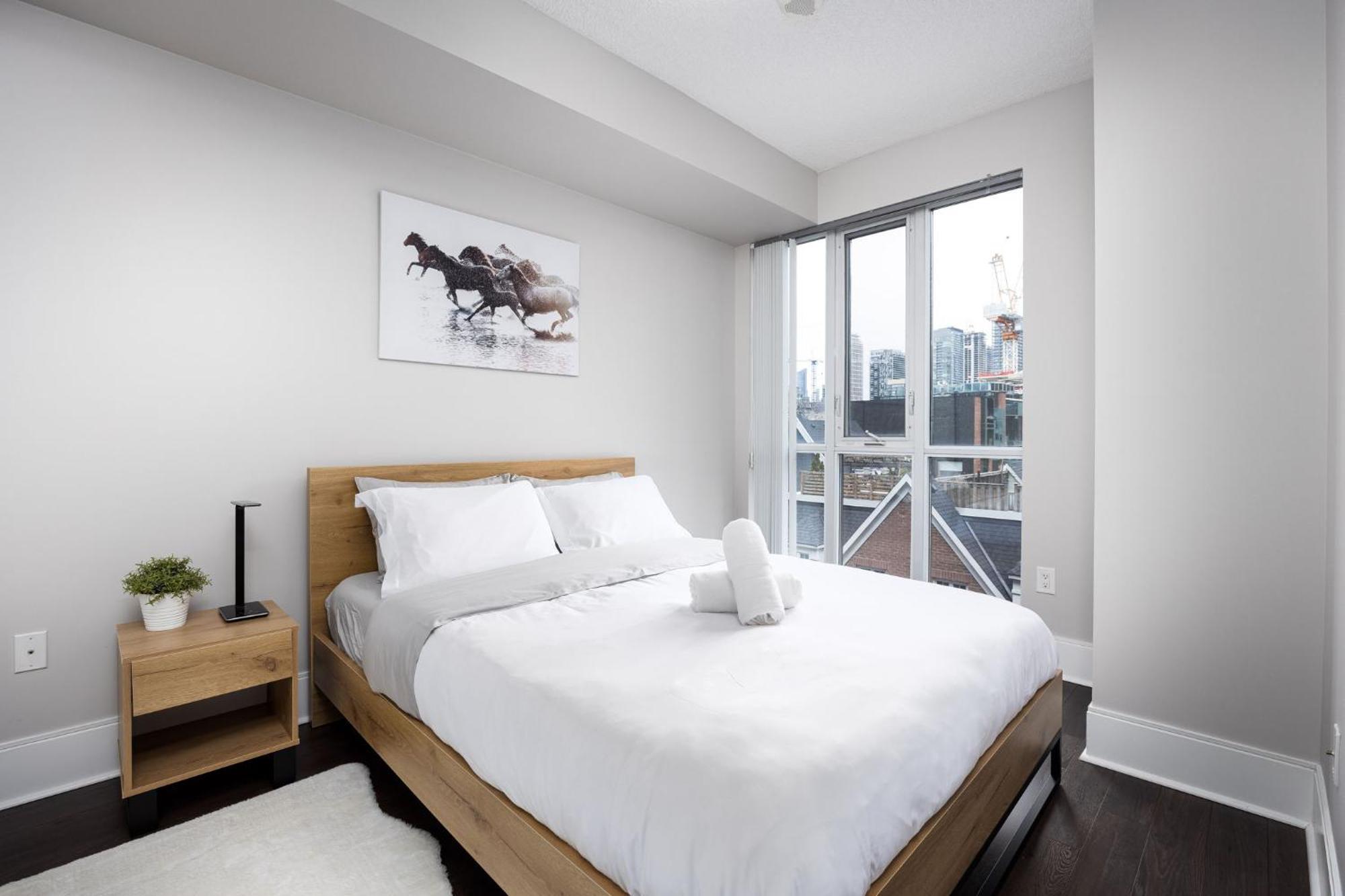 Dwtn Condo Near Cn Tower! W/ Free Parking Toronto Luaran gambar
